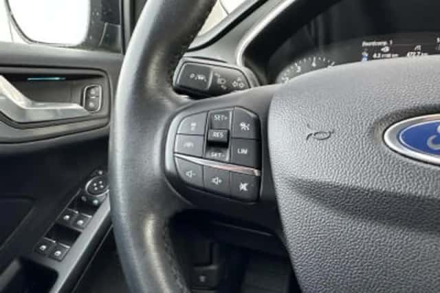Ford Focus (2020) thumbnail 25