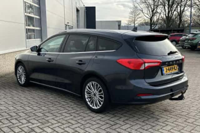 Ford Focus (2020) thumbnail 5