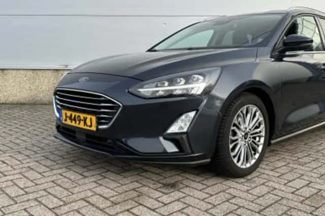 Ford Focus (2020) thumbnail 6