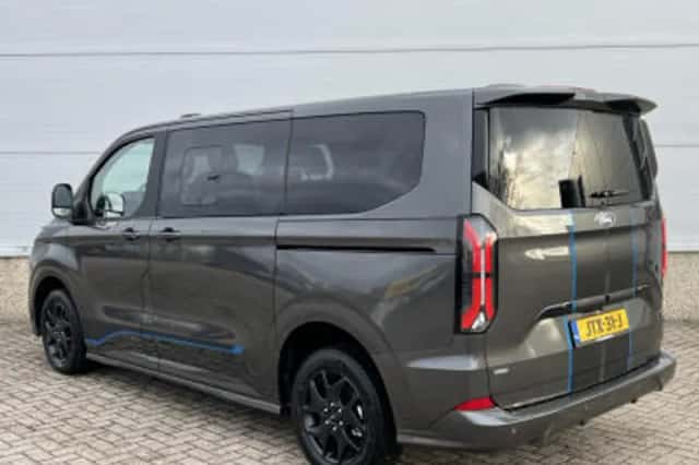 Ford Tourneo (2025) thumbnail 3