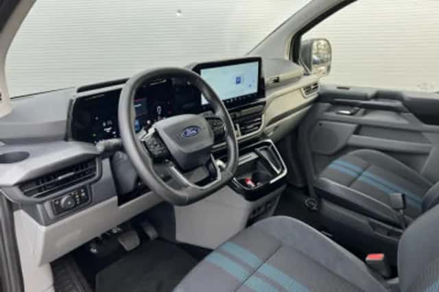 Ford Tourneo (2025) thumbnail 5