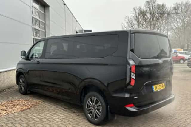 Ford Tourneo (2025) thumbnail 4