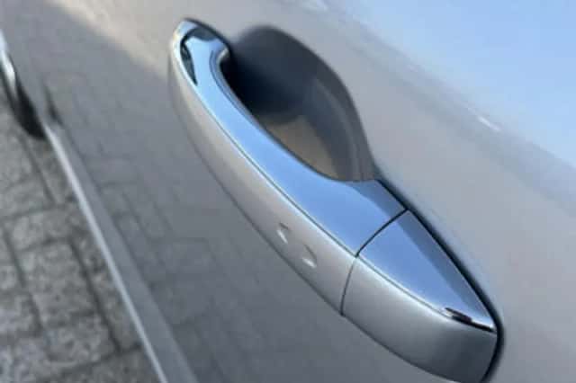 Renault Mégane (2020) thumbnail 5