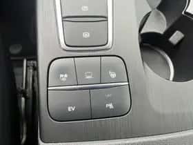 Ford Kuga (2024) thumbnail 29