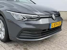 Volkswagen Golf (2021) thumbnail 4