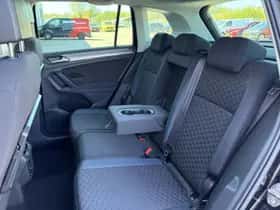 Volkswagen Tiguan (2019) thumbnail 11