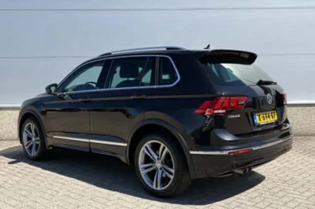 Volkswagen Tiguan (2019) thumbnail 4
