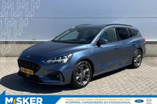Ford Focus (2021) thumbnail 2