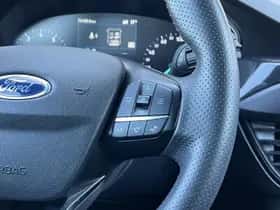 Ford Focus (2021) thumbnail 14