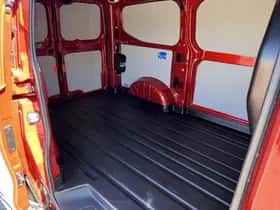 Ford Transit Custom (2023) thumbnail 12