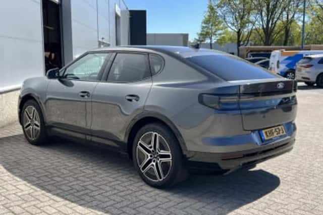 Ford Capri (2024) thumbnail 6
