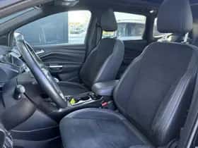 Ford Kuga (2017) thumbnail 13