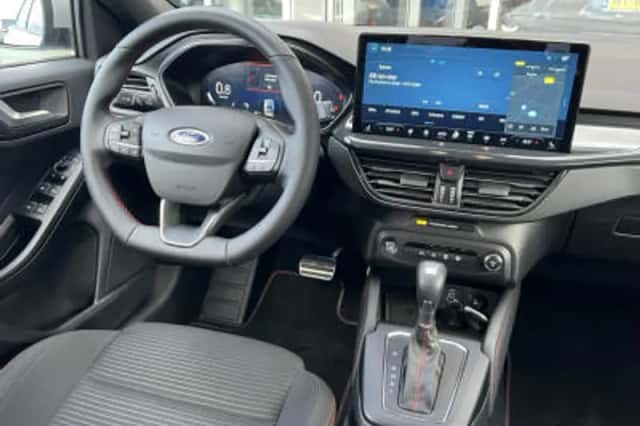 Ford Focus (2025) thumbnail 12