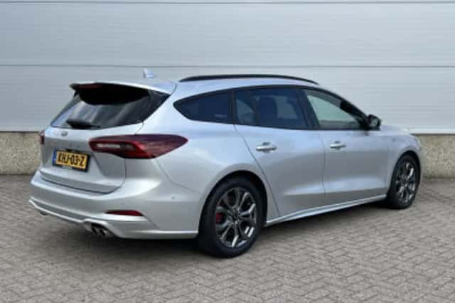 Ford Focus (2025) thumbnail 5