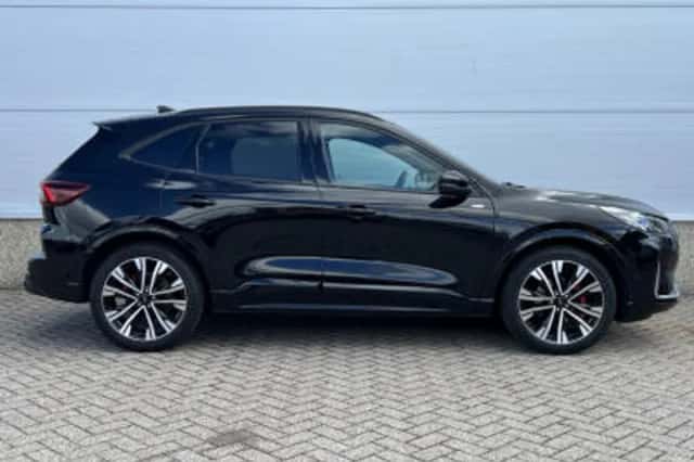 Ford Kuga (2025) thumbnail 4