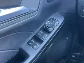 Ford Kuga (2024) thumbnail 30