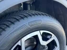 Ford Kuga (2024) thumbnail 10