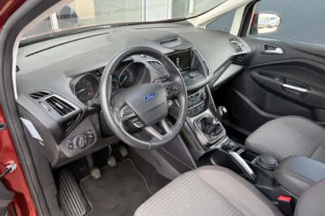 Ford C-Max (2016) thumbnail 5