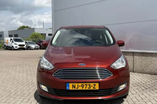 Ford C-Max (2016) thumbnail 8