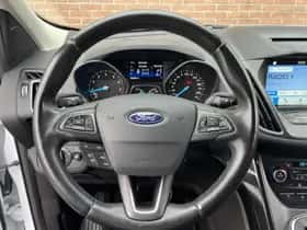 Ford Kuga (2017) thumbnail 12