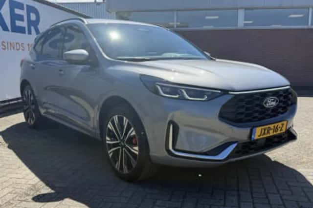 Ford Kuga (2025) thumbnail 3