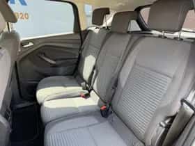 Ford C-Max (2017) thumbnail 12