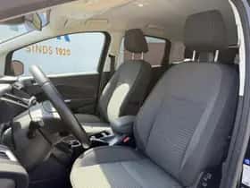 Ford C-Max (2017) thumbnail 15