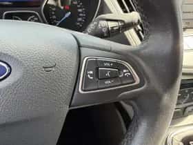 Ford C-Max (2017) thumbnail 17