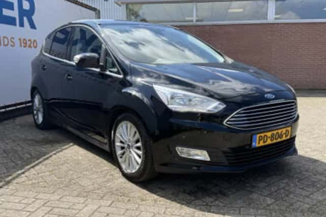 Ford C-Max (2017) thumbnail 4