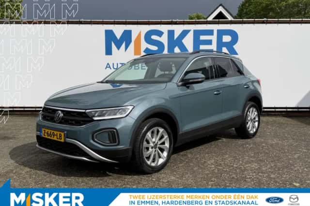 Volkswagen T-Roc (2023)