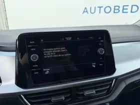 Volkswagen T-Roc (2023) thumbnail 21