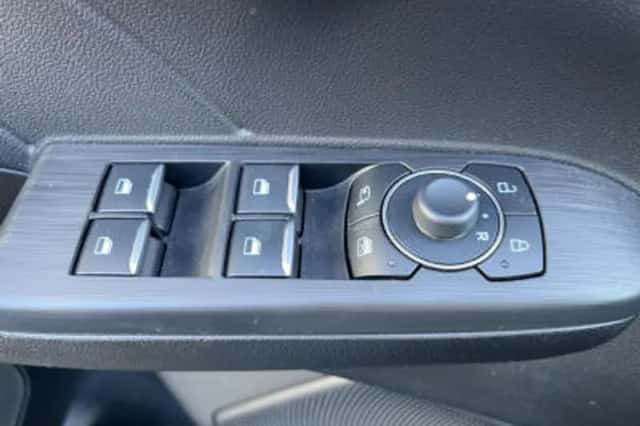 Ford Kuga (2024) thumbnail 18