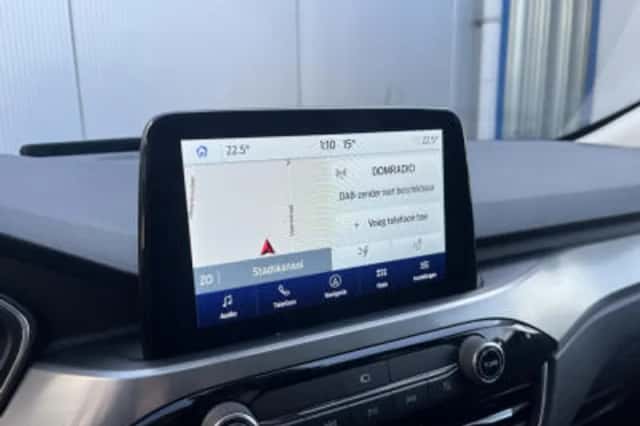 Ford Kuga (2024) thumbnail 23
