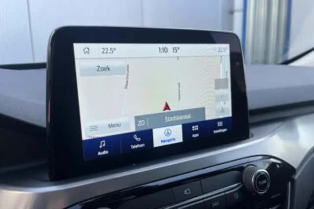 Ford Kuga (2024) thumbnail 25