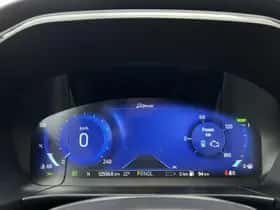 Ford Kuga (2024) thumbnail 24