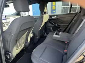 Ford Focus (2023) thumbnail 11