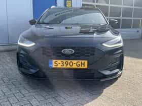 Ford Focus (2023) thumbnail 3