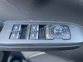 Ford Kuga (2024) thumbnail 18