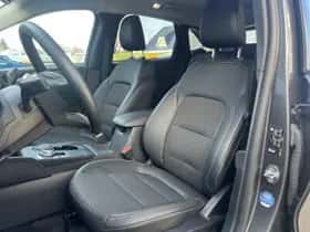 Ford Kuga (2024) thumbnail 19