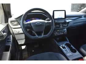 Ford Kuga (2022) thumbnail 13