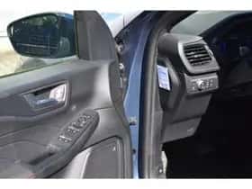 Ford Kuga (2022) thumbnail 14