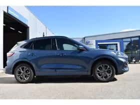 Ford Kuga (2022) thumbnail 5
