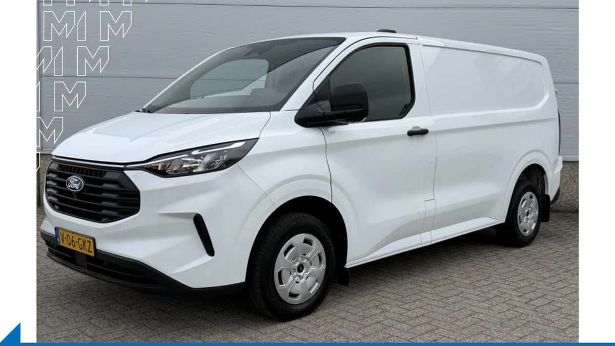 Ford Transit Custom (2024) — foto 1