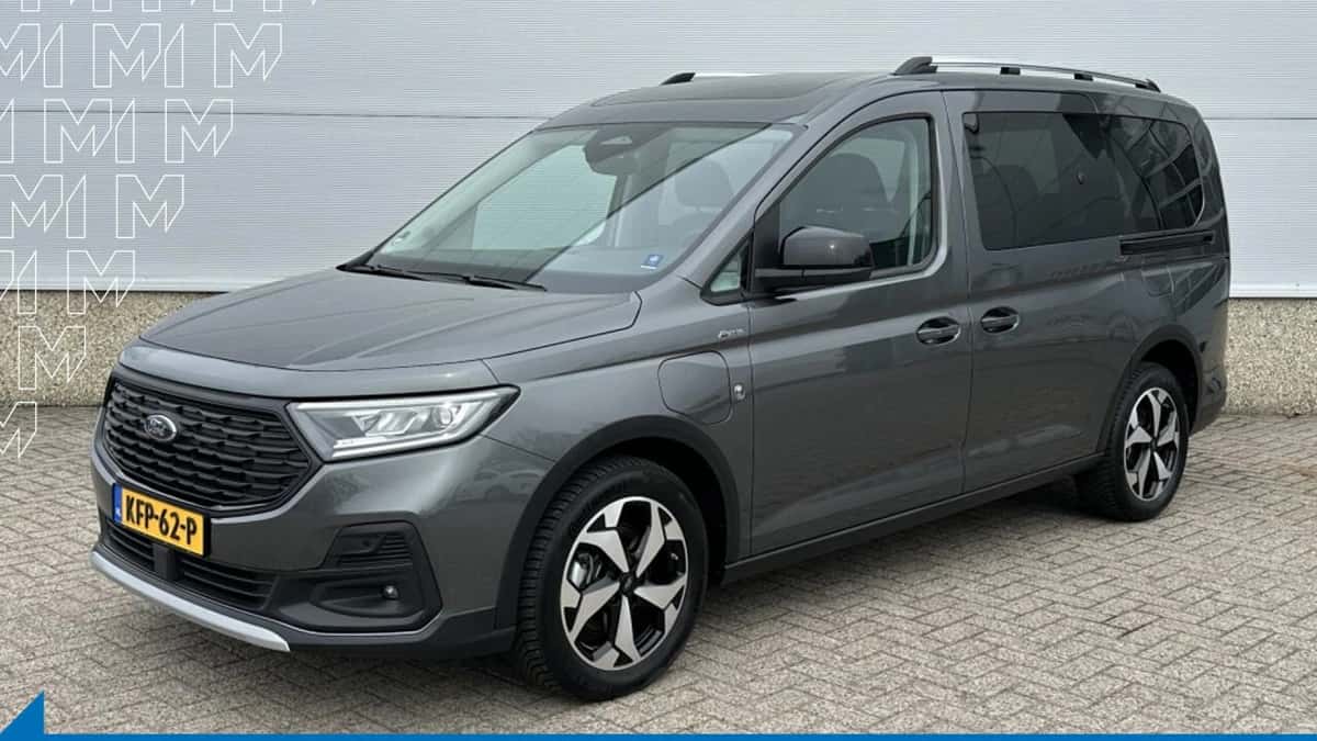 Ford Tourneo Connect (2025) — foto 1