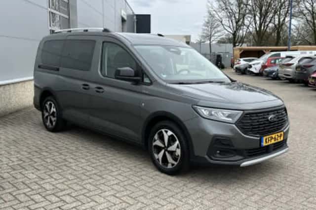 Ford Tourneo (2025) thumbnail 3