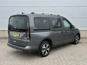 Ford Tourneo Connect (2025) thumbnail 5