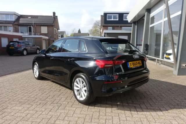 Audi A3 (2023) thumbnail 6