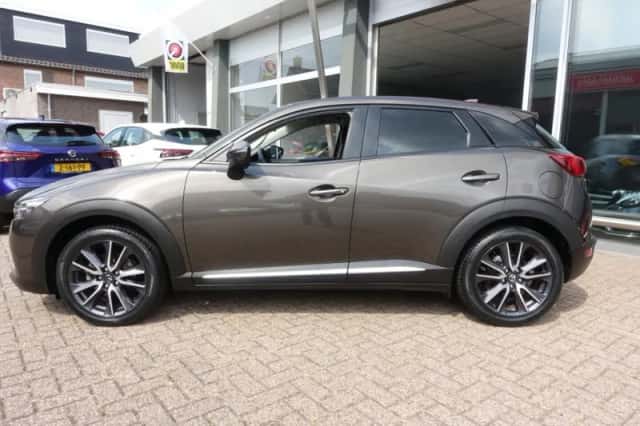 Mazda CX-3 (2017) thumbnail 4
