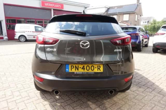 Mazda CX-3 (2017) thumbnail 6