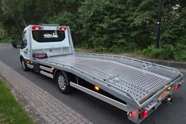 Ford Transit (2022) thumbnail 2